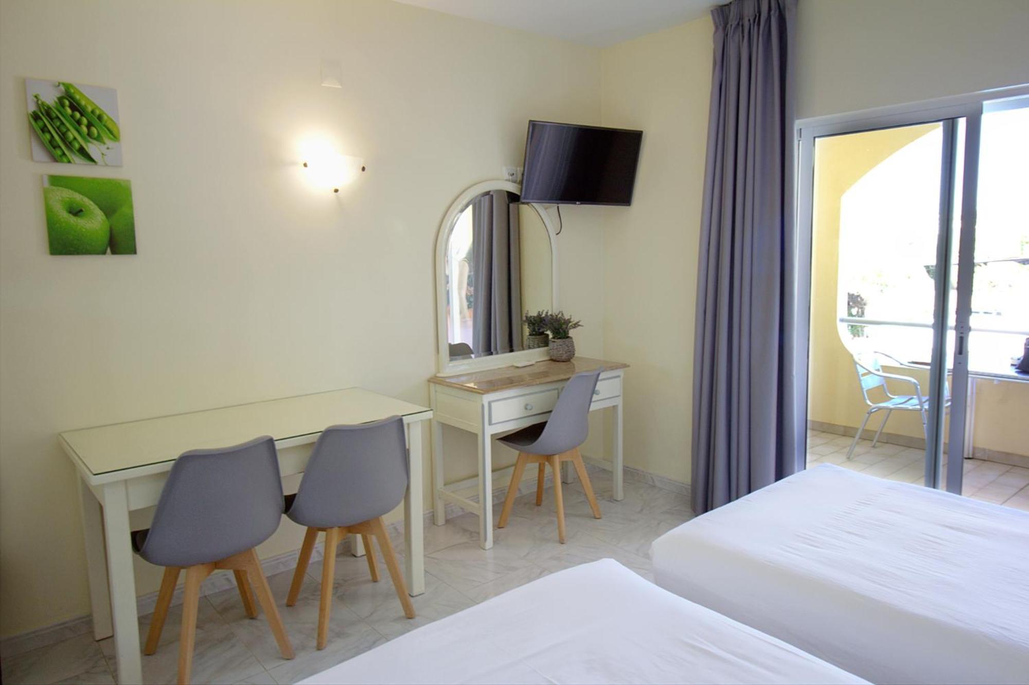 Hotel Wot Algarve Almancil Exterior foto